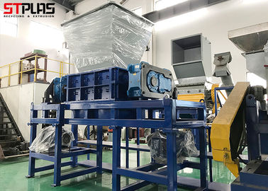 OEM 1000kg/hのプラスチック フィルムのシュレッダー機械D2刃2シャフトのシュレッダー